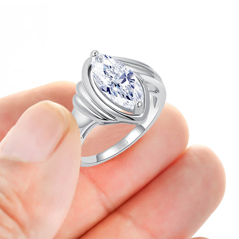 2.5 CT Marquise Cut Cubic Zirconia Solitaire Engagement Ring for Women