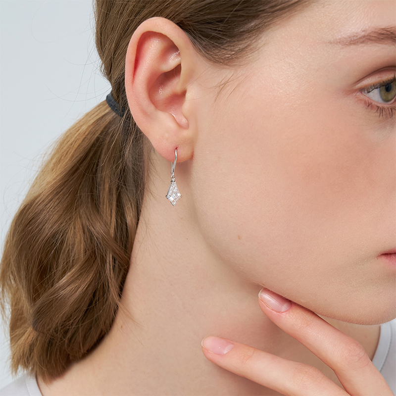 Moissanite Dangle Drop Earrings for Women,2.6CT Kite Cut D Color VVS1 S925 Sterling Silver Hook Earring with 18K White Gold Plated Hypoallerge Dangle Drop Earring
