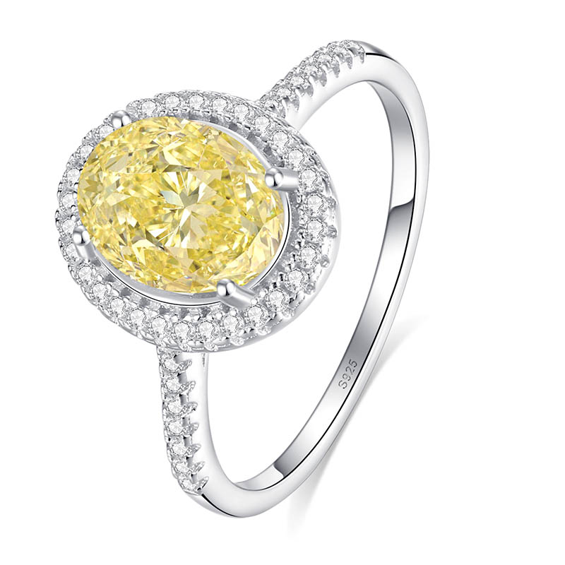 How to ensure the main stone and side stones complement each other and enhance the overall aesthetics when setting a moissanite ring?